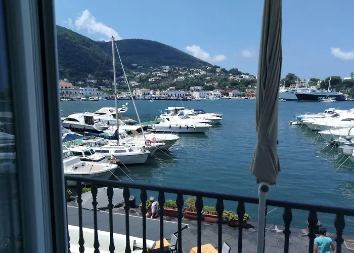 Riva Destra 招待所 伊斯基亚