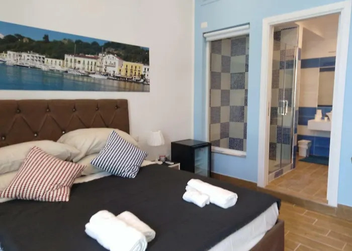 Riva Destra 招待所 伊斯基亚